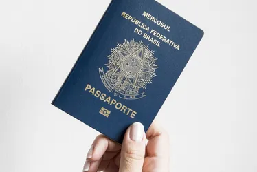 Imagem ilustrativa da imagem Governo retoma exigência de visto para turistas de EUA, Canadá, Austrália e Japão