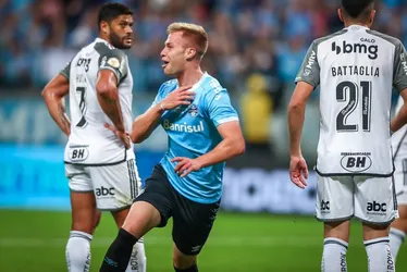 Imagem ilustrativa da imagem Grêmio vence Atlético-MG e retoma vice-liderança do Brasileirão
