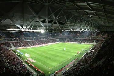 Imagem ilustrativa da imagem Hoje é dia de futebol na tela da TV Tribuna/SBT