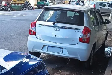 Imagem ilustrativa da imagem Idoso perde R$ 8 mil após cair em golpe do falso sequestro