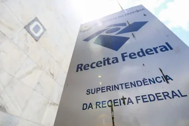 Imagem ilustrativa da imagem Imposto de Renda: Receita abre consulta ao 4º lote de restituição nesta quinta