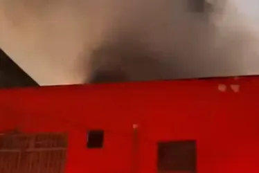 Imagem ilustrativa da imagem Incêndio atinge galpão no Brás, em São Paulo