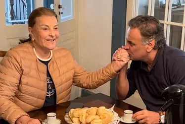 Imagem ilustrativa da imagem Inês Maria, mãe de Aécio e filha de Tancredo Neves, morre aos 84 anos