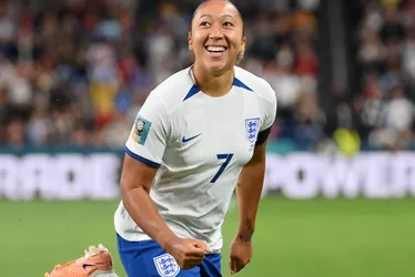 Imagem ilustrativa da imagem Inglaterra resolve em 5 minutos, vence a Dinamarca e encaminha vaga na Copa