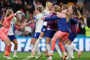 Imagem ilustrativa da imagem Inglaterra vence Nigéria nos pênaltis e vai às quartas de final