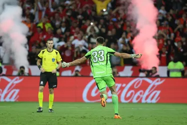 Imagem ilustrativa da imagem Inter bate River nos pênaltis em noite épica no Beira-Rio e vai às quartas