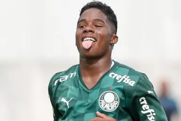 Imagem ilustrativa da imagem Jogador do Palmeiras viraliza com conselhos amorosos. "O não você já tem"