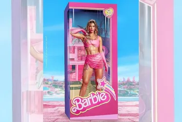 Imagem ilustrativa da imagem Kelly Key aproveita sucesso de seu hit e faz várias versões de Barbie