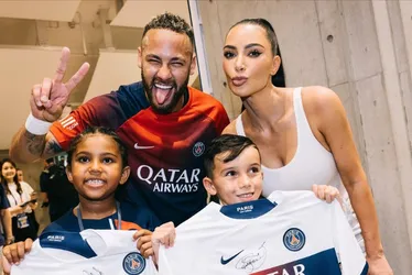 Imagem ilustrativa da imagem Kim Kardashian publica vídeo de seu filho dançando funk com Neymar