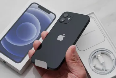 Imagem ilustrativa da imagem Lojas reduzem preços de modelos mais antigos da Apple com a chegada do iPhone 15