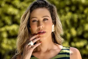 Imagem ilustrativa da imagem Luana Piovani critica padrões impostos pela boneca Barbie