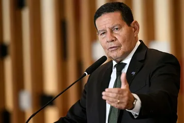 
          Imagem ilustrativa da imagem Lula é quem vai pagar a conta da “trapalhada” de Haddad
          