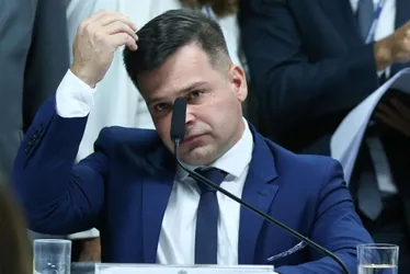Imagem ilustrativa da imagem MP pede ao TCU que cancele aposentadoria concedida a ex-diretor da PRF