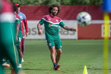 Imagem ilustrativa da imagem Marcelo treina e deve reforçar Fluminense no clássico com o Flamengo