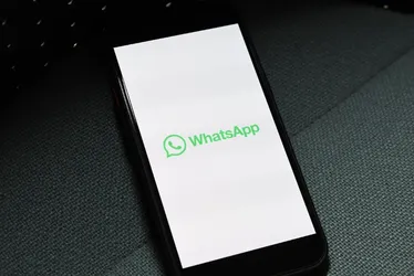 Imagem ilustrativa da imagem Mau uso do WhatsApp já provoca 65 demissões por dia no Estado