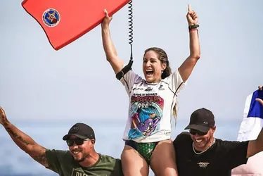 Imagem ilustrativa da imagem Maylla Venturi na briga pelo título brasileiro de bodyboarding