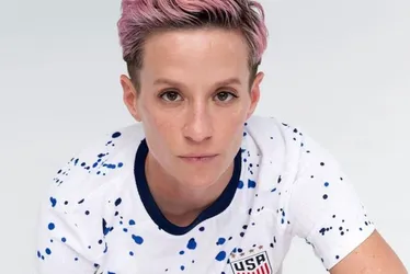 Imagem ilustrativa da imagem Megan Rapinoe, ícone do futebol feminino, anuncia aposentadoria