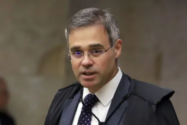 Imagem ilustrativa da imagem Mendonça vota a favor de marco temporal e empata em 2 a 2 julgamento no STF