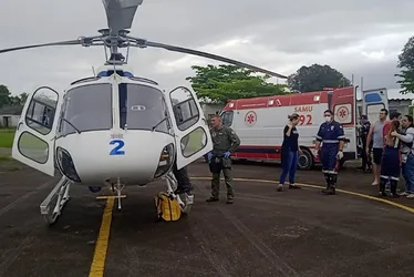 Imagem ilustrativa da imagem Menino tem parte do corpo queimado e precisa ser resgatado de helicóptero no ES