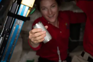 Imagem ilustrativa da imagem Nasa cria tecnologia que purifica até 98% da água em xixi de astronautas
