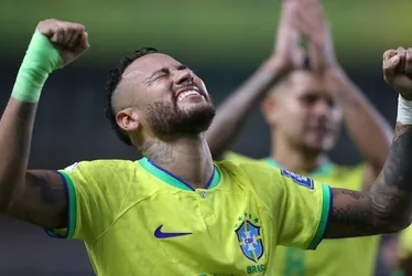 Imagem ilustrativa da imagem Neymar e Rodrygo brilham em goleada do Brasil na estreia de Diniz