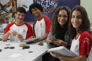 Imagem ilustrativa da imagem Novo ensino médio com mais Português e Matemática