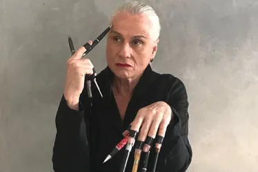 Imagem ilustrativa da imagem “O ser humano não sobrevive sem fofoca”, afirma Vera Holtz