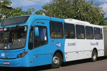 Imagem ilustrativa da imagem Ônibus circulam normalmente na Leitão da Silva