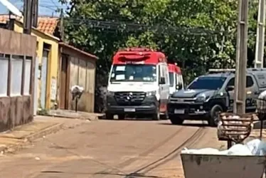 Imagem ilustrativa da imagem Paciente em atendimento furta ambulância de UPA e foge