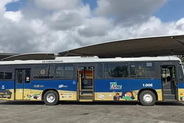 Imagem ilustrativa da imagem Passageiros de ônibus do Grande Recife terão livros à disposição