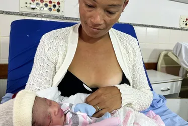 Imagem ilustrativa da imagem “Pela 2ª vez não deu para chegar ao hospital”, diz mãe que deu à luz em terminal