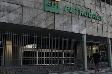 Imagem ilustrativa da imagem Petrobras anuncia concurso de nível técnico com 458 vagas
