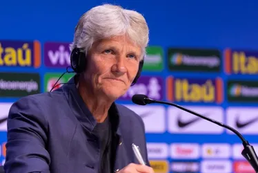 Imagem ilustrativa da imagem Pia não resiste à pior Copa da história e deixa comando da seleção feminina