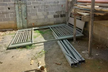 Imagem ilustrativa da imagem Polícia recupera portão residencial roubado em cidade do ES