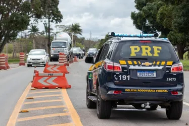 Imagem ilustrativa da imagem Polícia vai reforçar efetivo nas estradas durante o feriadão