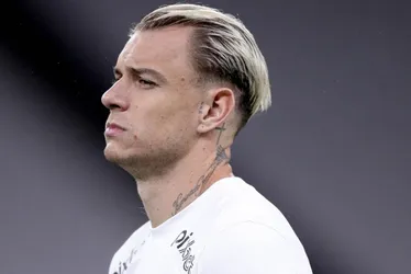 Imagem ilustrativa da imagem Por que o Corinthians segue vendendo titulares mesmo após ter batido a meta