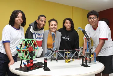 Imagem ilustrativa da imagem Programação de graça para crianças e jovens em feira de inovação em Vitória