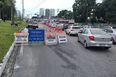 Imagem ilustrativa da imagem Quem for do Centro à Zona Sul do Recife deve pegar uma rota alternativa