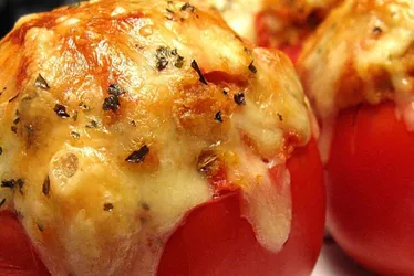 Imagem ilustrativa da imagem Quinze receitas de chefs para surpreender amigos e família