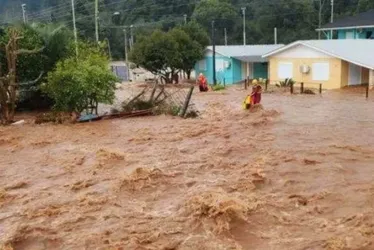 Imagem ilustrativa da imagem Rio Grande do Sul tem 21 mortes devido a ciclone, e total no Sul chega a 22