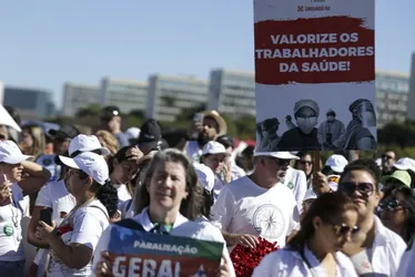 Imagem ilustrativa da imagem STF deve finalizar hoje julgamento sobre piso salarial da enfermagem