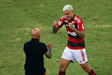 Imagem ilustrativa da imagem Sampaoli e Pedro têm 1ª conversa após agressão de preparador