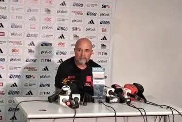 Imagem ilustrativa da imagem Sampaoli explica mudanças na escalação do Flamengo em derrota para o Athlético-PR