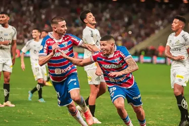 Imagem ilustrativa da imagem Santos sofre quatro gols no segundo tempo e é goleado pelo Fortaleza