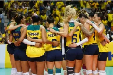 Imagem ilustrativa da imagem Seleção brasileira é campeã com 100% de aproveitamento