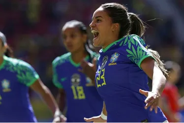 Imagem ilustrativa da imagem Seleção feminina goleia Chile em último jogo antes da Copa do Mundo