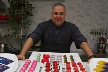 Imagem ilustrativa da imagem Talento capixaba: Confeiteiros criam bolos e doces que valem até R$10 mil