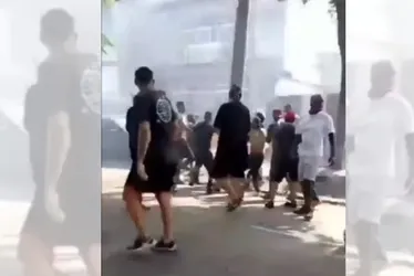 Imagem ilustrativa da imagem Torcedores de Flamengo e Botafogo brigam nas ruas do Rio antes de jogo