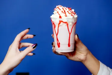 Imagem ilustrativa da imagem Três pessoas morrem após ingestão de milkshake com bactéria nos EUA