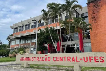 Imagem ilustrativa da imagem Ufes mantém suspensão das aulas por falta de água na manhã desta terça